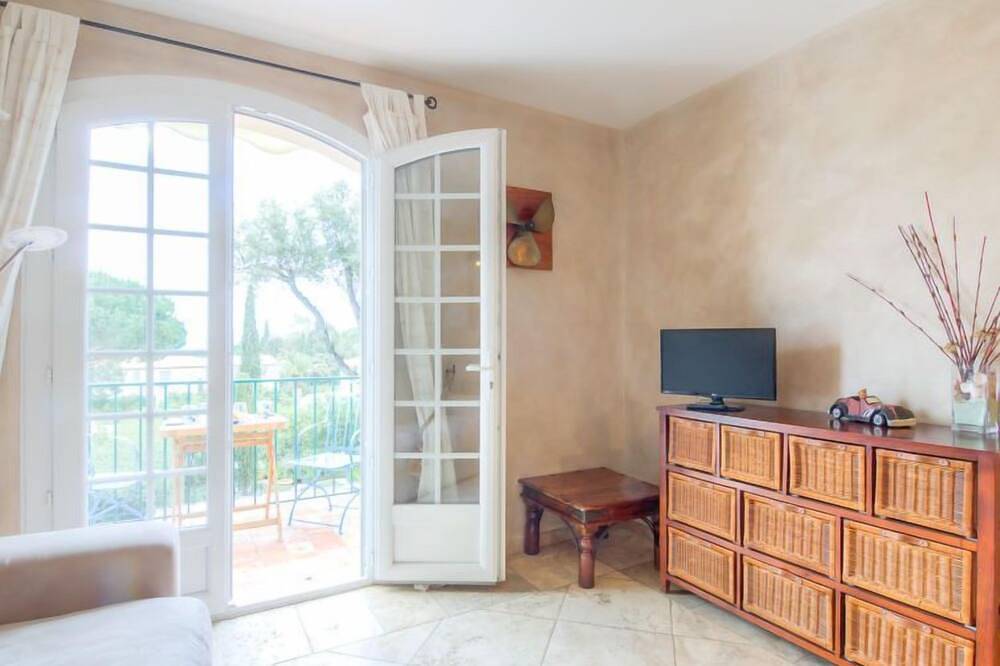 Ganze Wohnung, Les Carles in Saint-Tropez, Draguignan Region