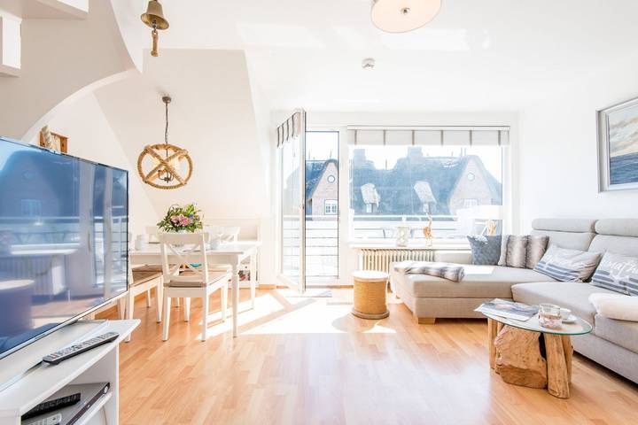 Ganze Wohnung, Strandnahe 4-Zimmer Ferienwohnung auf ca. 60 m², für bis zu 4 Personen in Nordfriesische Inseln (Schleswig-Holstein) (Schleswig-Holstein), Wenningstedt