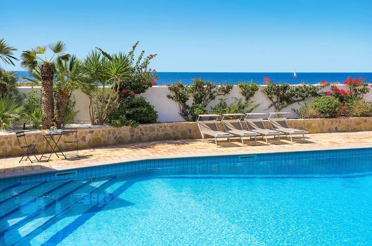 Villa pour 6 personnes, avec Terrasse et Piscine à San Vito Lo Capo - 3