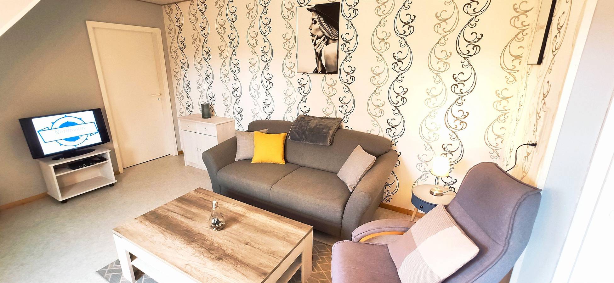 Ganze Ferienwohnung, Gästehaus Zur alten Post Wohnung Ost in Dornumergrode, Dornum