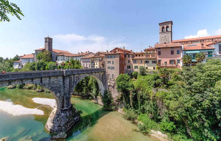 Appartement confortable près de San Pietro al Natisone - WiFi, AC, Parking in San Pietro al Natisone, Province d'Udine