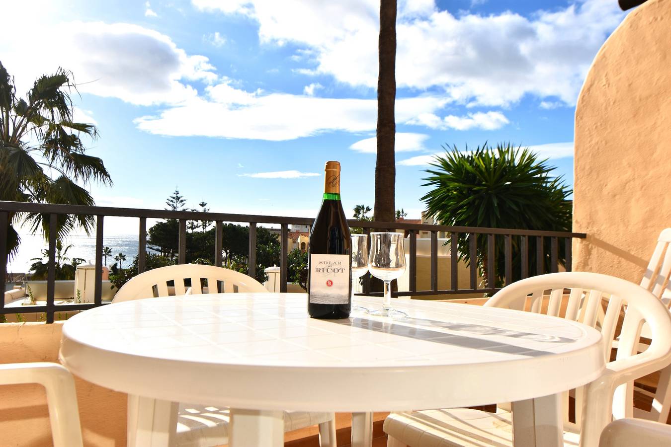 Entire studio, Studio 118 Apt Walking Distance to Beach Wyndham R in Mijas Costa, Mijas