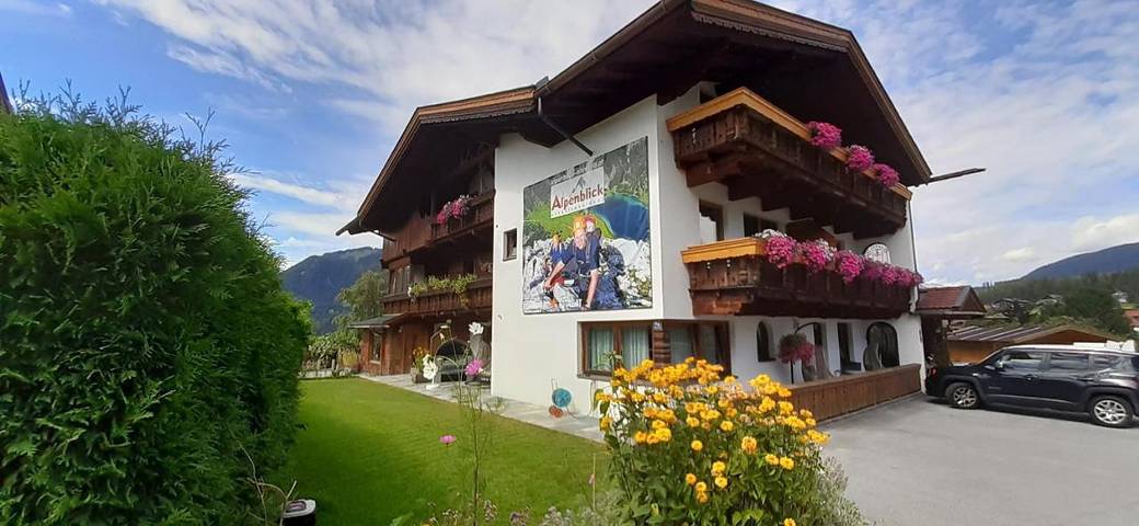 Appart’hôtel pour 2 personnes, avec Balcon et Terrasse ainsi que Jardin et Vue à Ehrwald