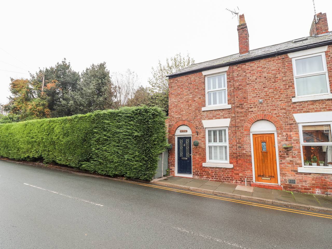 Elv Cottage in Chester, Cheshire West and Chester