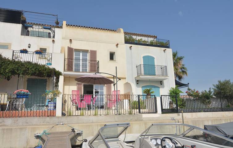 Location de vacances pour 6 personnes, avec terrasse à Aigues-Mortes - 2