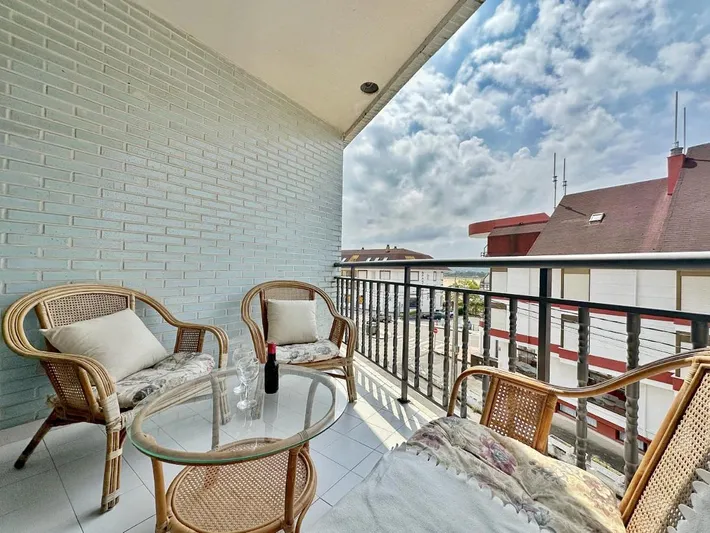 Apartamento de vacaciones para 8 personas, con terraza, Se admiten mascotas - 1
