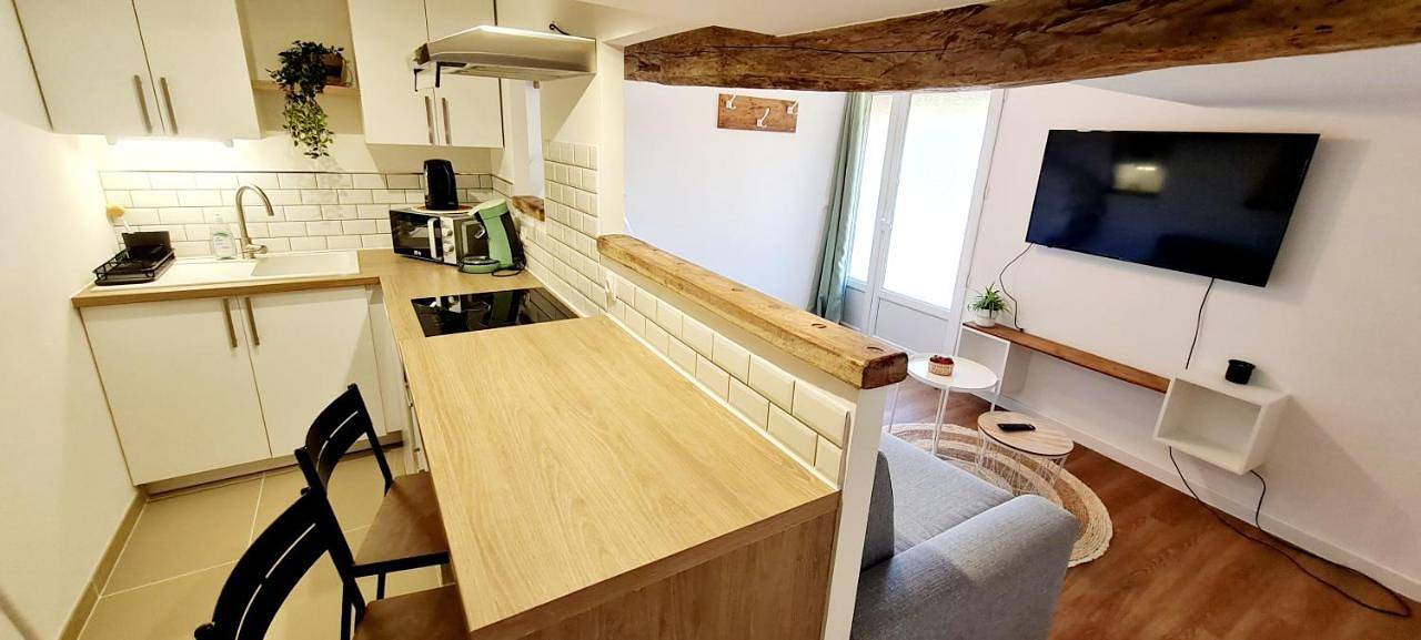 Appartement entier, La petite cabane in Saint-Aubin-de-Baubigné, Mauléon