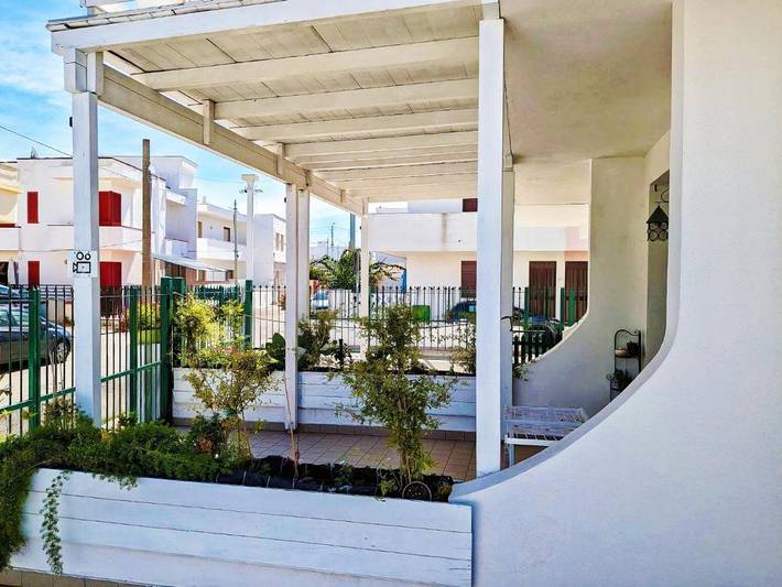 Location de vacances pour 4 personnes, avec balcon, adapté aux familles à Lido Marini - 2
