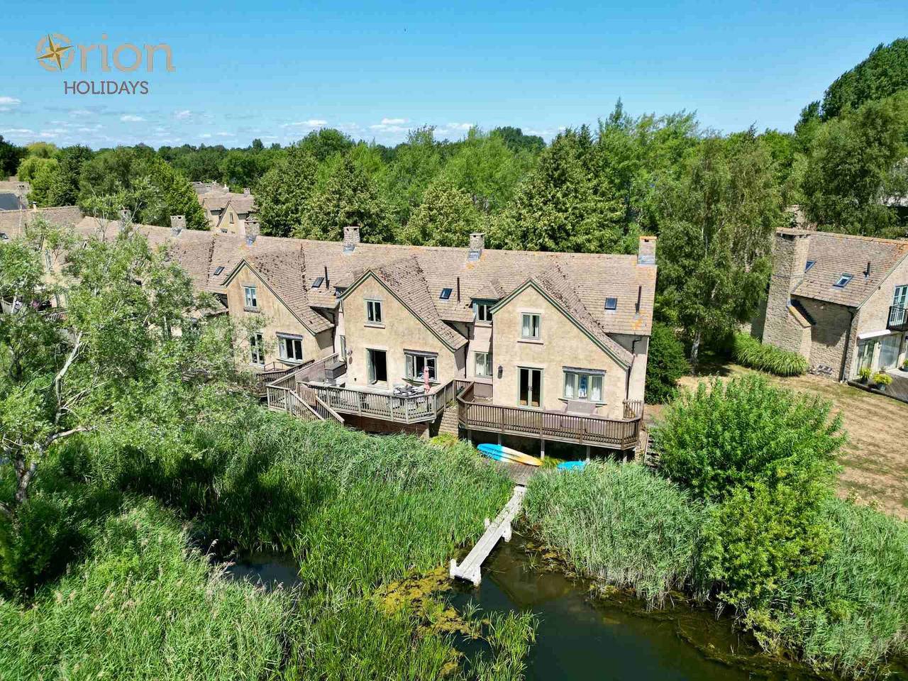 Cottage for 4 People in Somerford Keynes, The Cotswolds