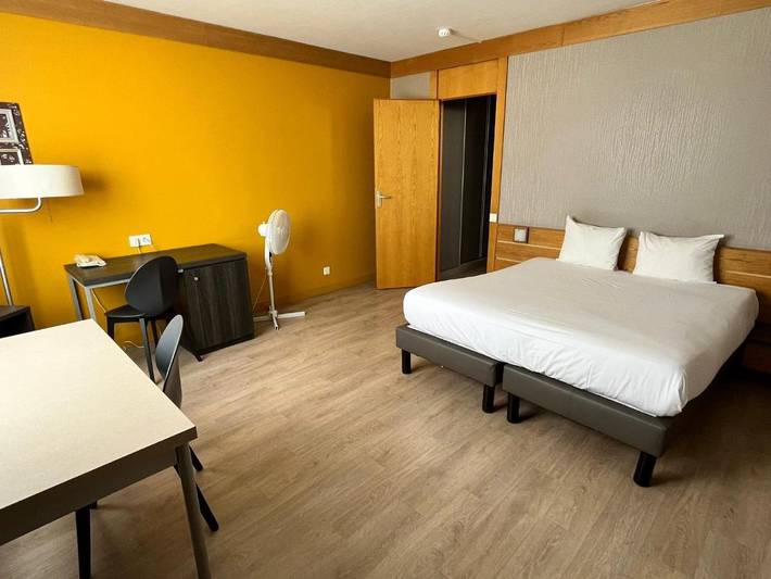 Location de vacances pour 4 personnes, avec jardin à Issy-les-Moulineaux - 2