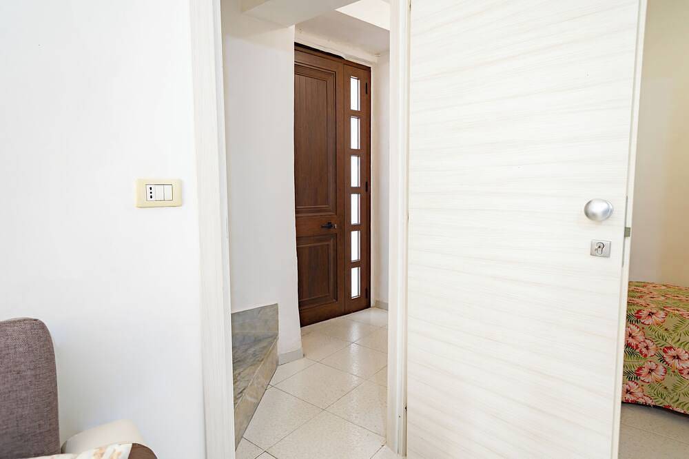 La Cantunera by Biddizzi Rari - all'interno il quartiere Storico “Cadda” in Sciacca, Provincia di Agrigento