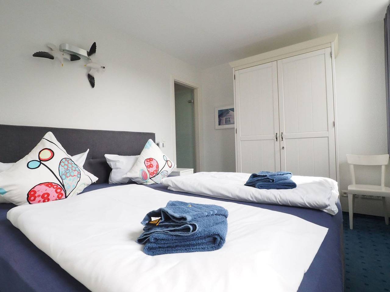 Entire apartment, Komfortable Ferienwohnung mit Balkon und Strandnähe in Villa Barbarossa, Kühlungsborn in Kühlungsborn, Baltic sea of Mecklenburg