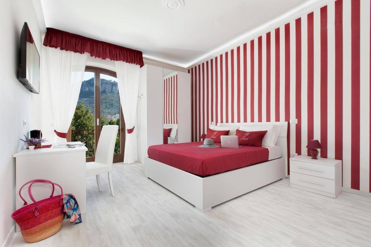 Double Room with Garden View in Piano di Sorrento, Sorrento Coast