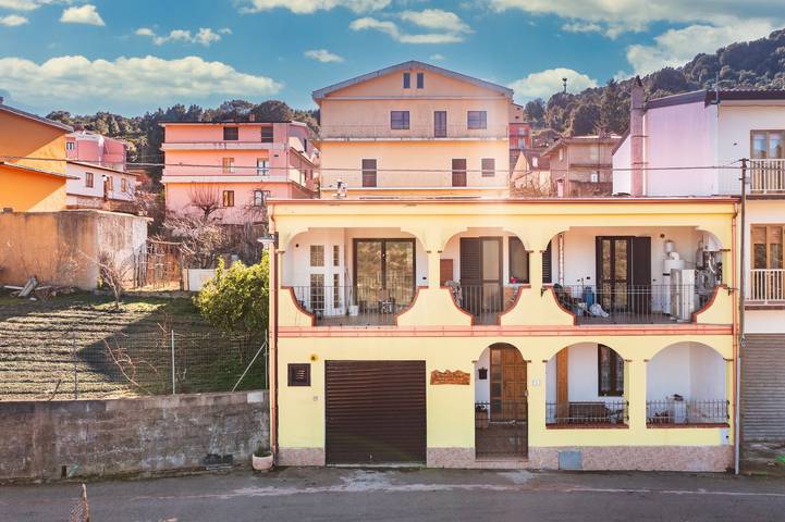 Hel lejlighed, Apartment 'Su Nurassolu Ussassai' with Mountain View, Private Terrace and Wi-Fi in Ussassa/Ussassai, Barbagia