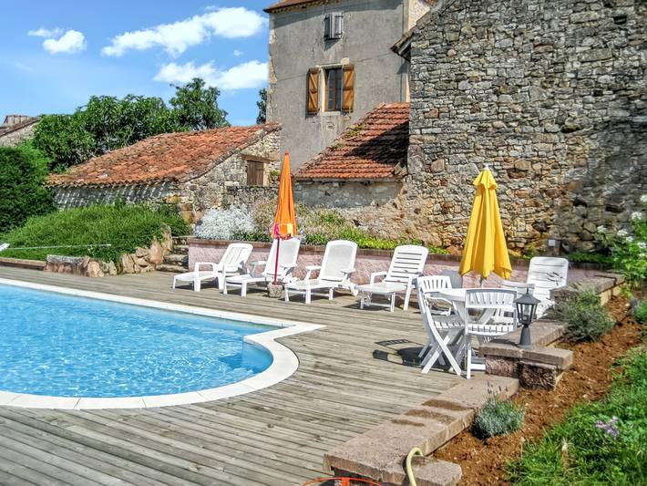 Villa pour 11 personnes, avec terrasse et piscine dans le Lot