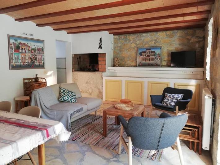 Location de vacances pour 4 personnes, avec piscine ainsi que jardin et vue à Bouisse - 4