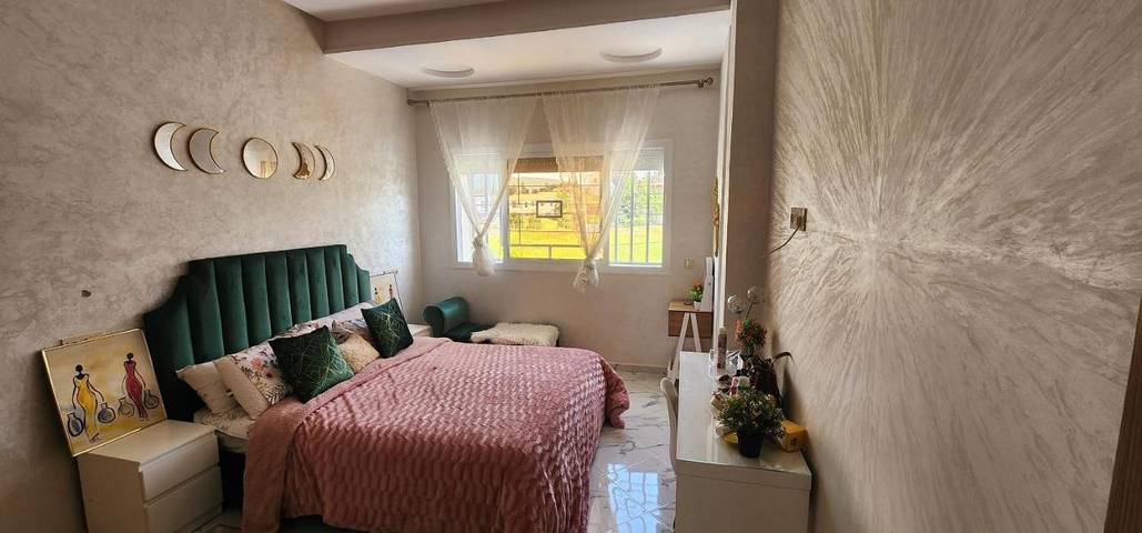 Location de vacances pour 19 personnes, avec terrasse ainsi que vue et piscine dans Imouzzer du Kandar - 3