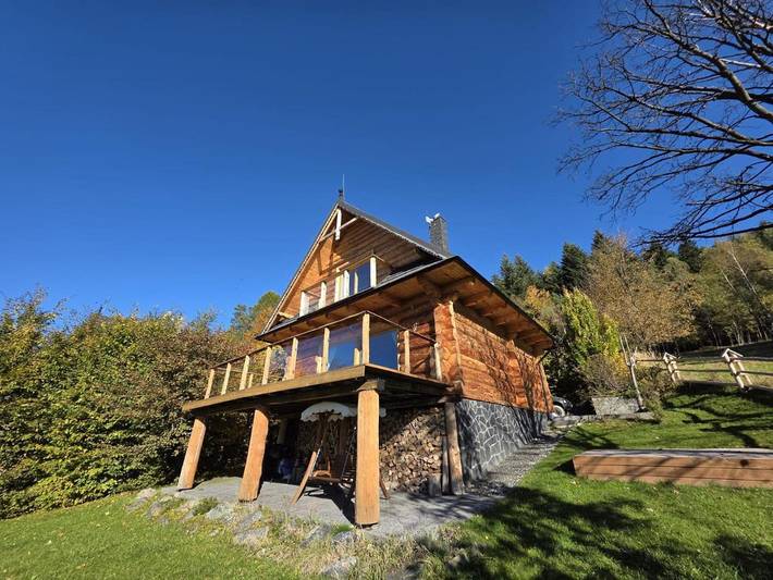 Location de vacances pour 6 personnes, avec terrasse ainsi que jardin et vue, animaux acceptés à Stryszawa