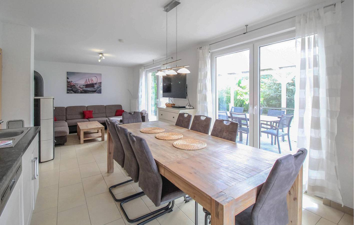 Apartment am Strand mit Wifi, Parkplatz und Terrasse in Röbel, Müritz