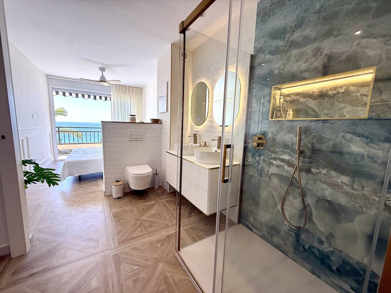 Appartement entier, Appartement de vacances pour 4 personnes avec terrasse in Playa de Poniente, Benidorm