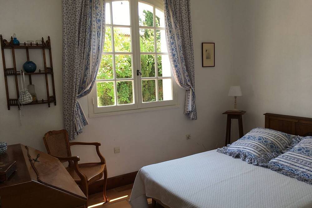 Schöne Familienhaus im Herzen des Dorfes in Nissan-lez-Enserune, Mittelmeerküste (Frankreich)