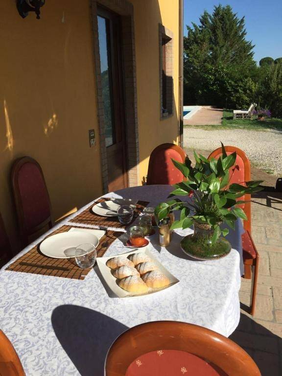 Bed and breakfast per 2 persone, con piscina e giardino nonché panorama, con animali domestici - 1