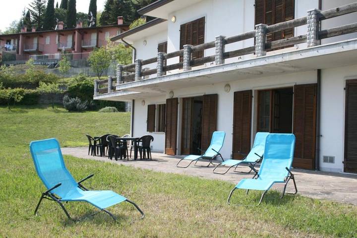 Ferienhaus für 5 Personen, mit Garten und Ausblick sowie Seeblick in Tignale - 3
