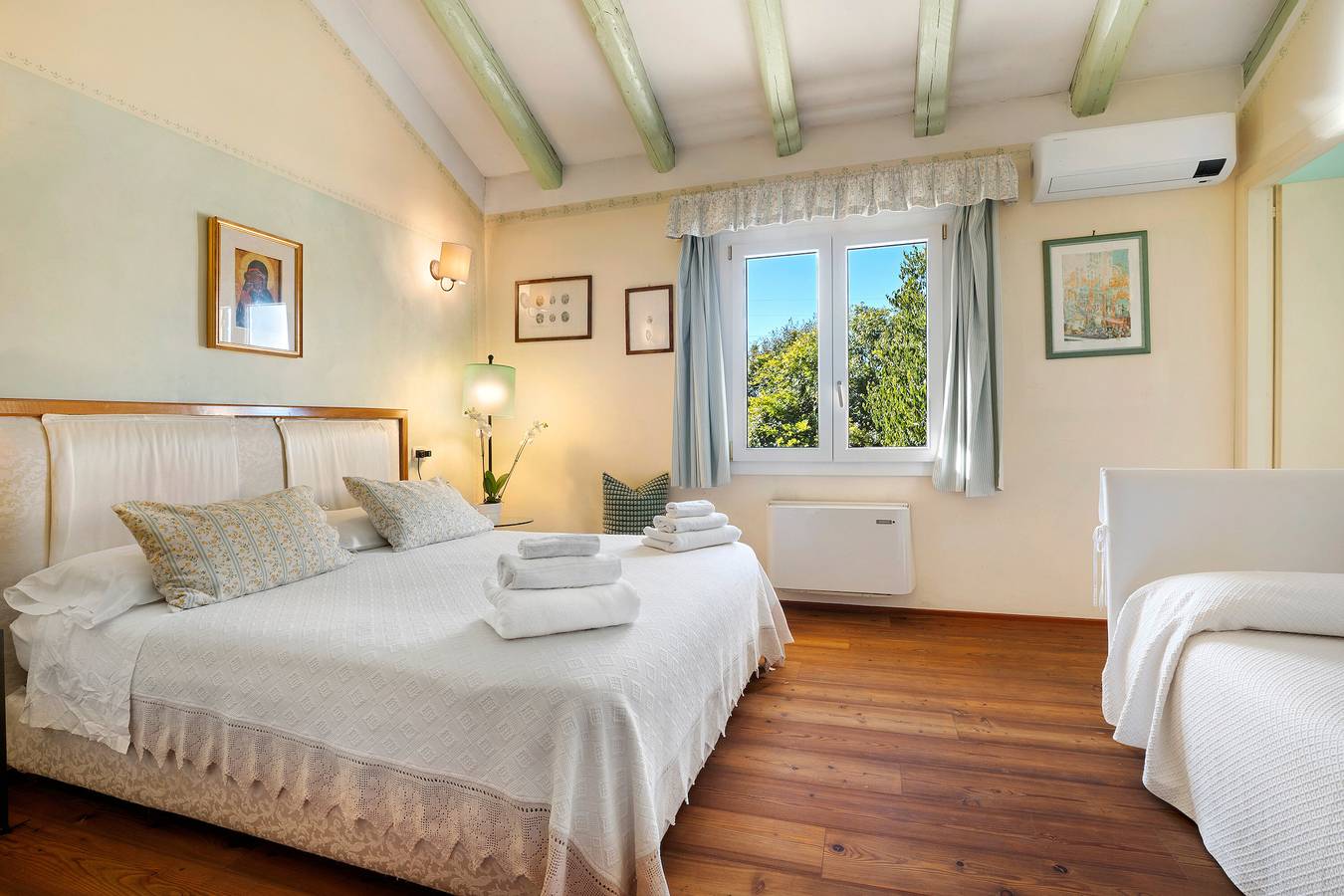 Habitación 'Verde' con Jardín Compartido, Wi-Fi y Aire Acondicionado in Mirano, Provincia de Venezia