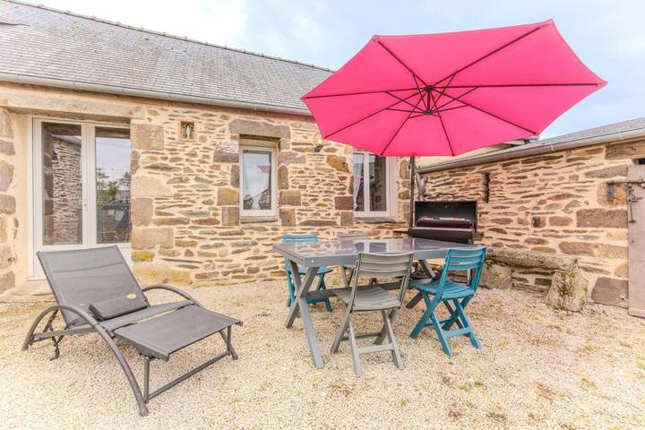 Location de vacances pour 8 personnes, avec Terrasse à Saint-Georges-le-Gaultier