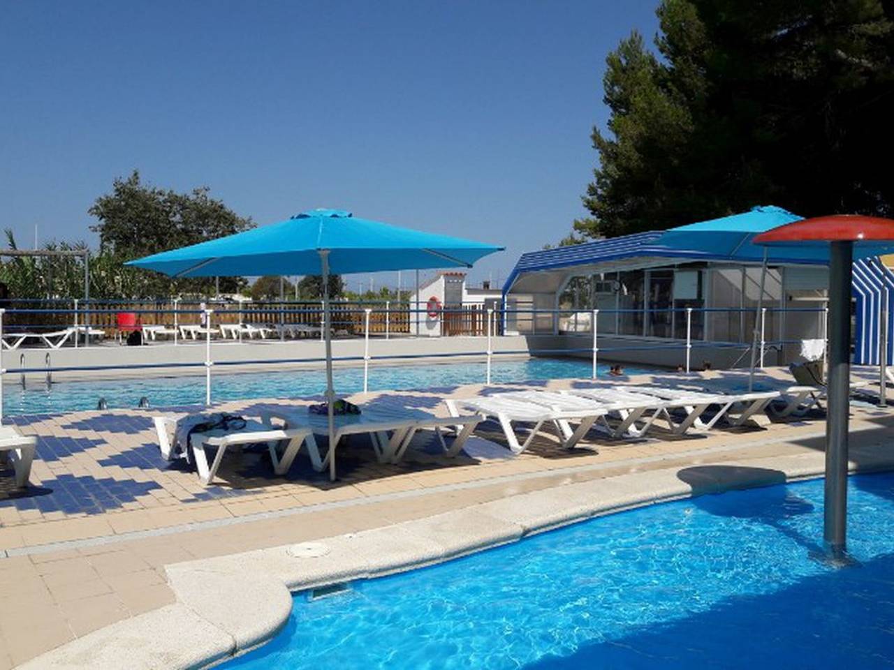 Bungalow familiar con terraza, 2 habitaciones in Gandía, Costa de Valencia