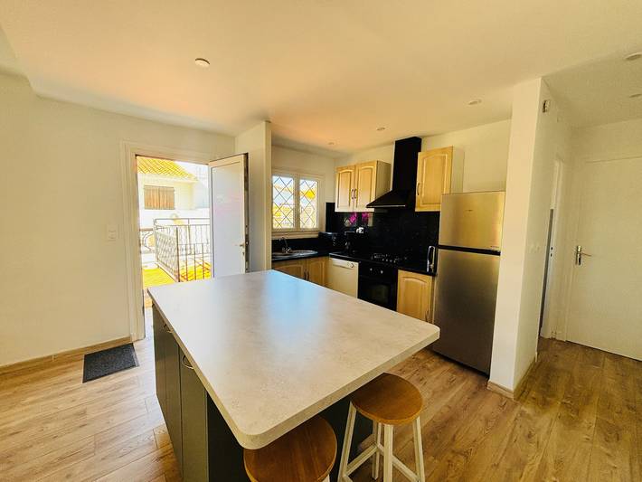 Gîte pour 6 personnes, avec terrasse dans Plage Maillol - 4