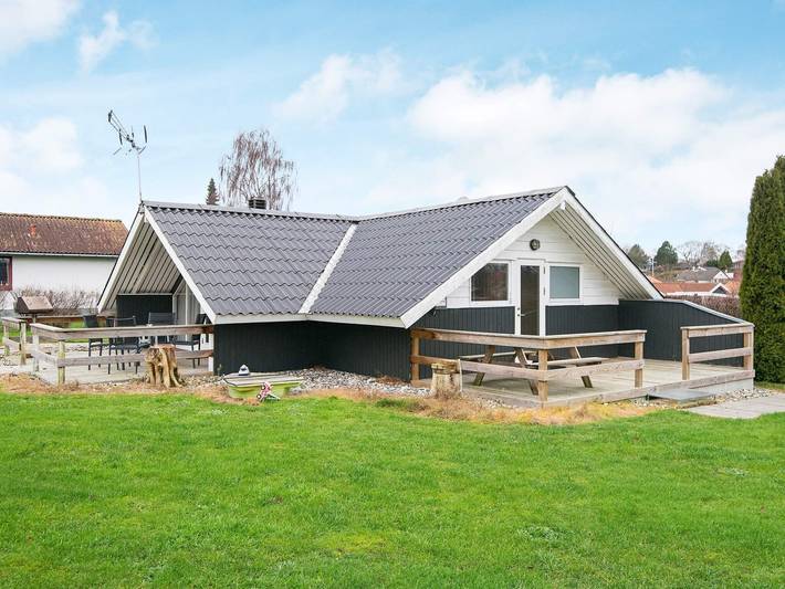 Ferienhaus für 5 Personen, mit Terrasse und Garten in Ostjütland