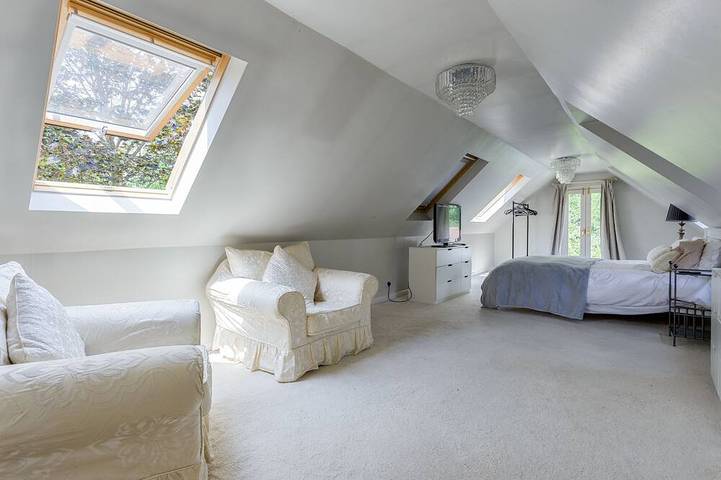 Lovely Country Estate House Annex retreat Near Billericay in Chelmsford, Essex