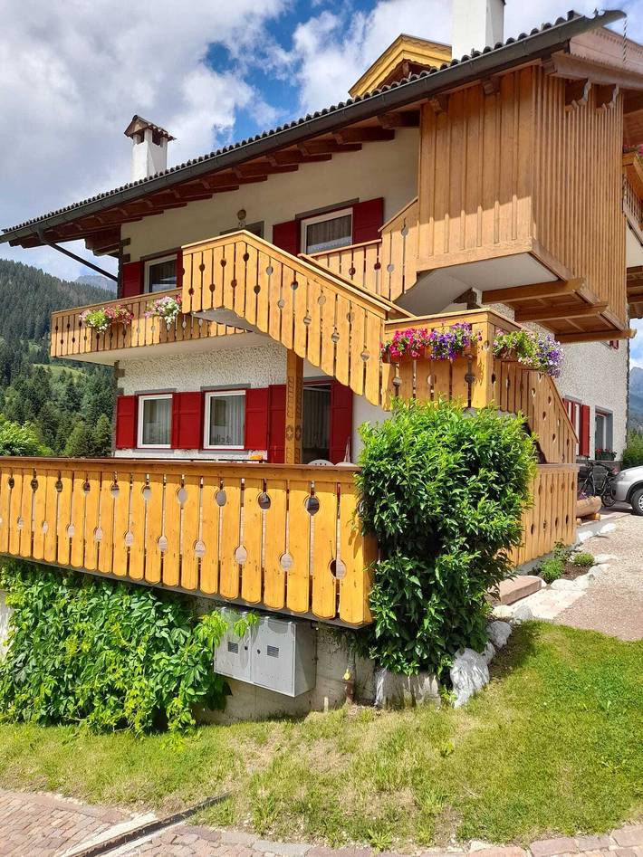 Gîte pour 7 personnes, avec jardin et balcon, animaux acceptés à Moena - 4