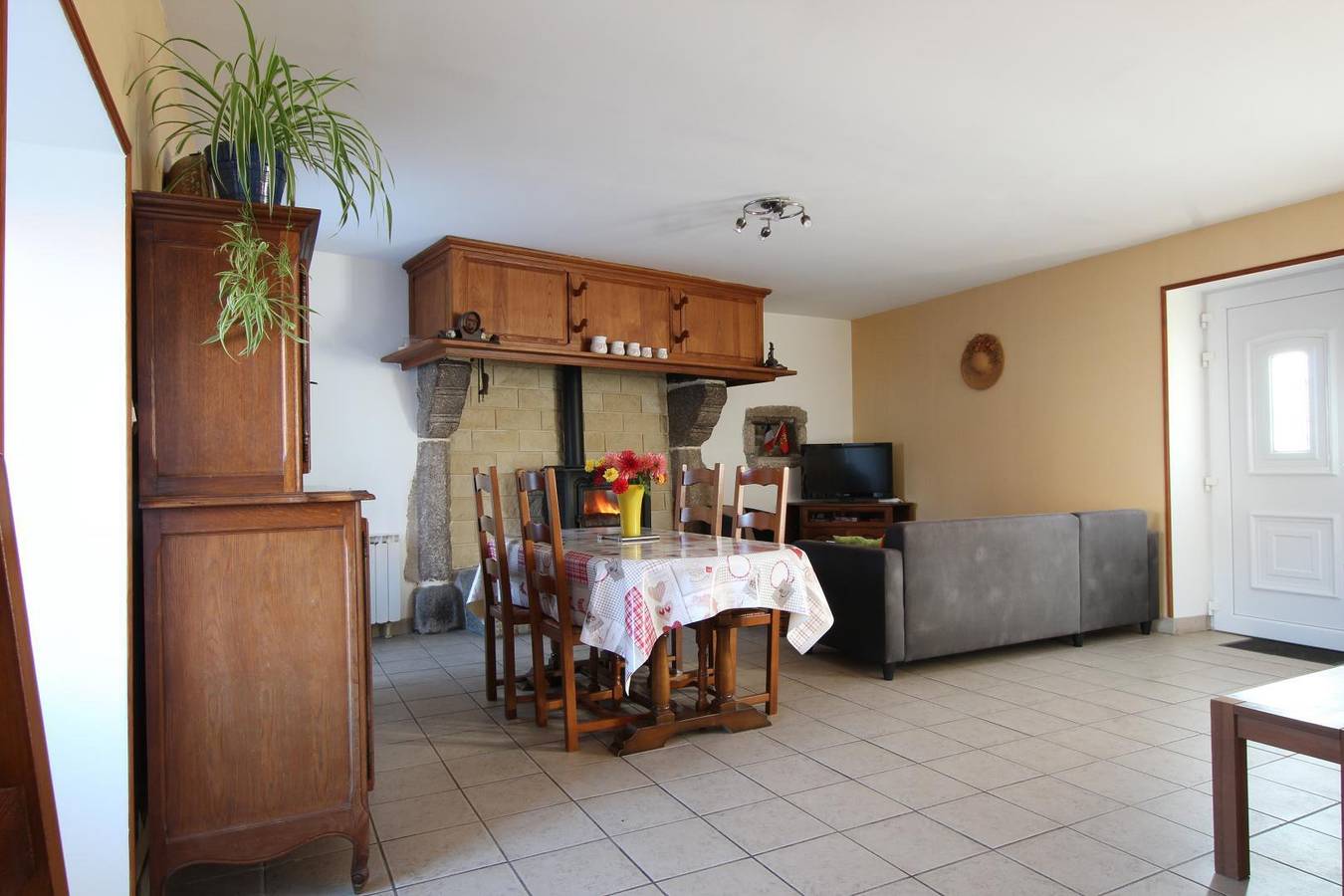 Gemütliche Gite mit Garten & TV - Nähe Strand in Néville-sur-Mer, Vicq-sur-Mer