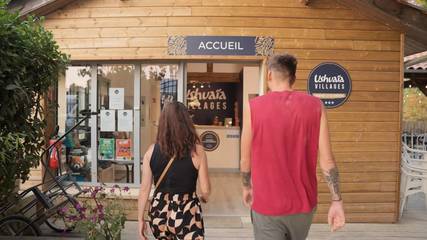 Gîte pour 5 personnes, avec piscine et terrasse, animaux acceptés dans Beaumontois en Périgord