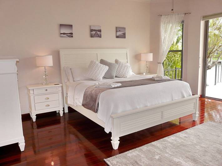 Holiday rental for 8 people, with garden and terrace as well as hot tub in Marco Island