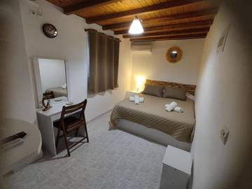 Maison d’hôte pour 2 personnes, avec terrasse dans Tinos