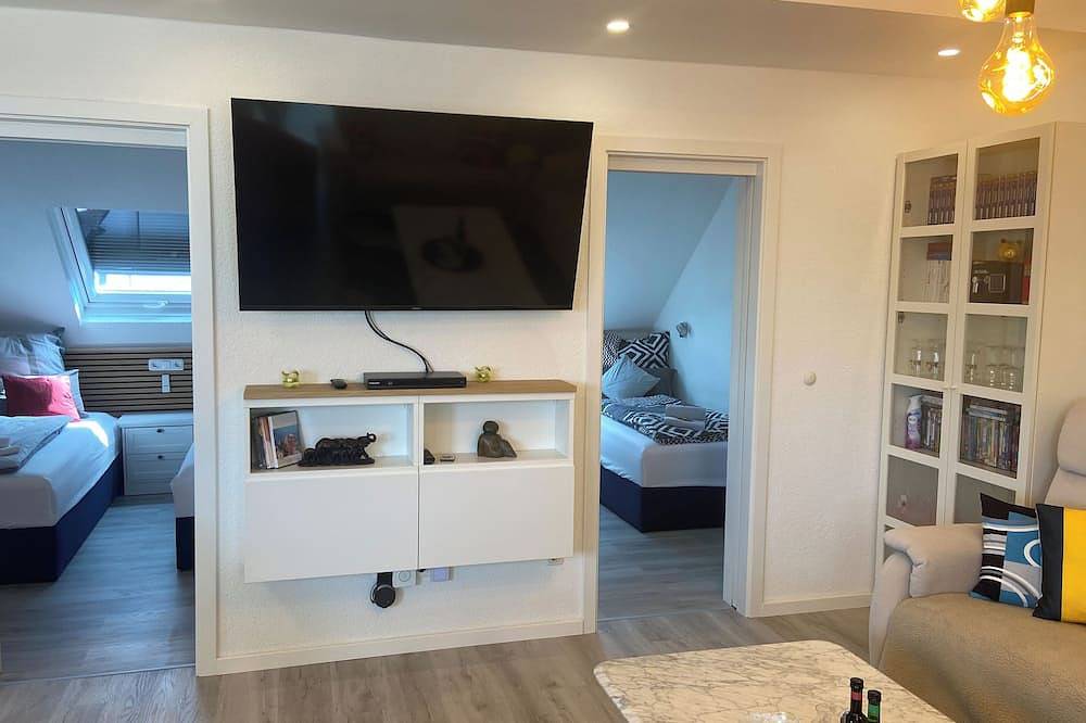 Geheel appartement, Nieuw gerenoveerd vakantieappartement met drie slaapkamers in Diez, Lahn-Taunus
