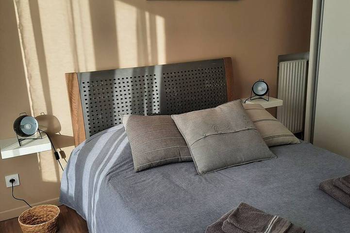 Location de vacances pour 6 personnes, avec terrasse et jardin dans Plage De La Bosse L Epine - 2