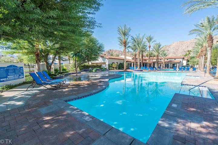 Vacation rental for 6 people, with pool and hot tub as well as terrace in La Quinta (CA)