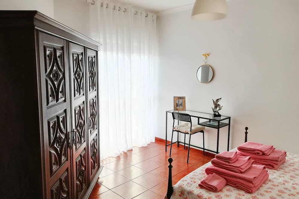 Ganze Wohnung, Homerez - Wohnung mit Bergblick in Eiriz – 65 m² – Terrasse in Baião, Douro-Tal