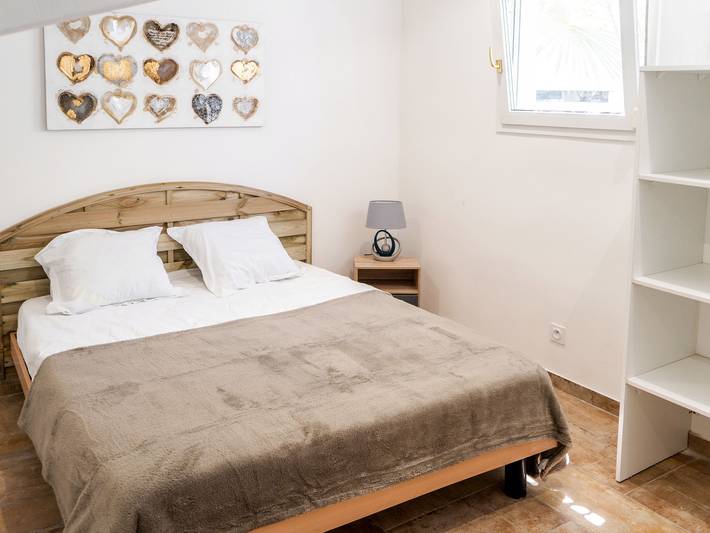 Gîte pour 6 personnes, avec jardin et terrasse, animaux acceptés à Ghisonaccia - 4