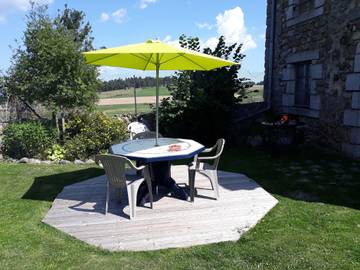 Gîte for 6 Guests in Saugues, Haute-Loire, Picture 4