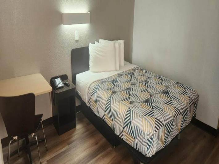Apartamento entero, 1 cama tamaño queen | No fumadores, microondas in Alamogordo, Condado de Otero