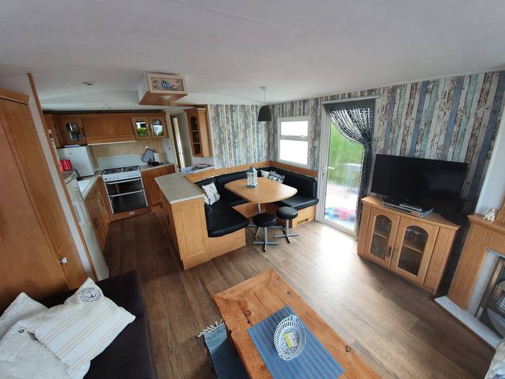 Wohnwagen für 4 Personen, mit Terrasse und Pool in Brouwershaven - 4