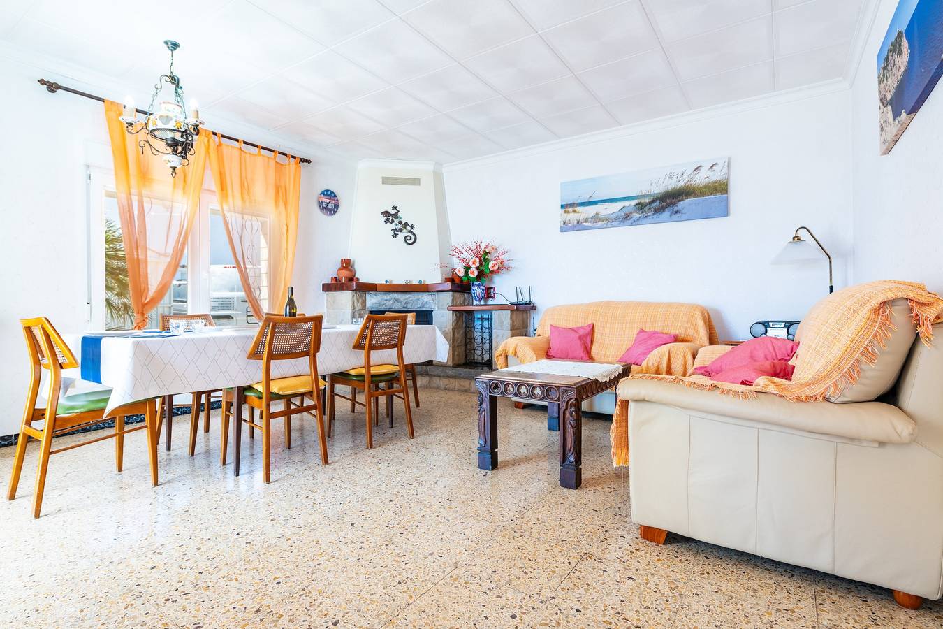 Villa 'Casa Sorpresa' près de la plage avec piscine et Wi-Fi in Vinaròs, Costa del Azahar