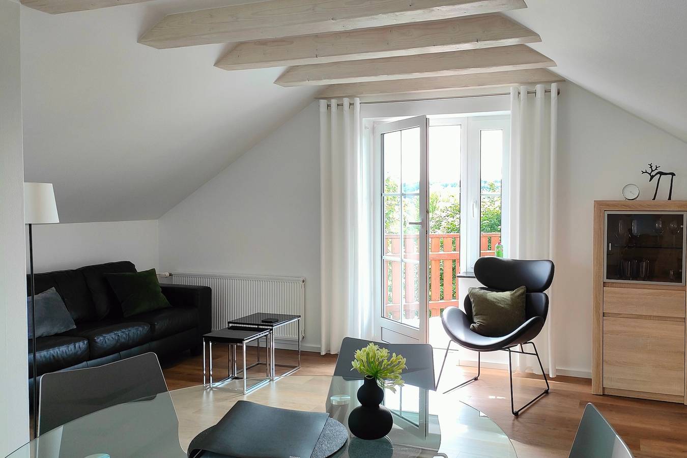 Appartement entier, Appartement "Wahl" avec vue sur les montagnes, balcon et Wi-Fi in Schmallenberg, Arrondissement du Haut-Sauerland