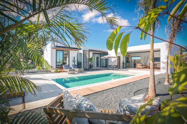 Chalet para 4 personas, con Balcón y Jardín además de Piscina y Vistas en Villaverde