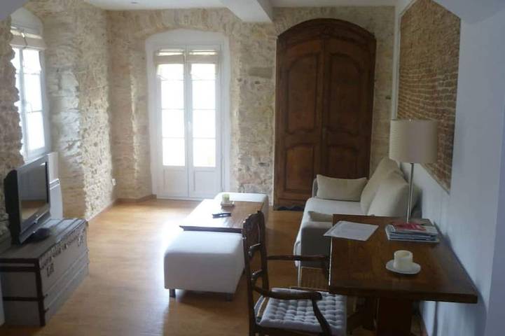Gîte pour 4 personnes, avec Terrasse dans Office De Tourisme De Saint Florent - 4